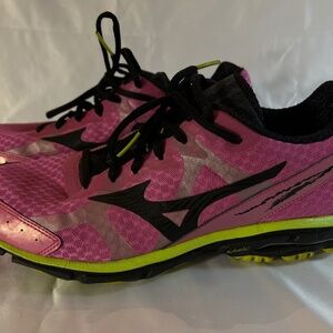 Mizuno Wave Rider 17 Mens size 11 Hard to find PINK!